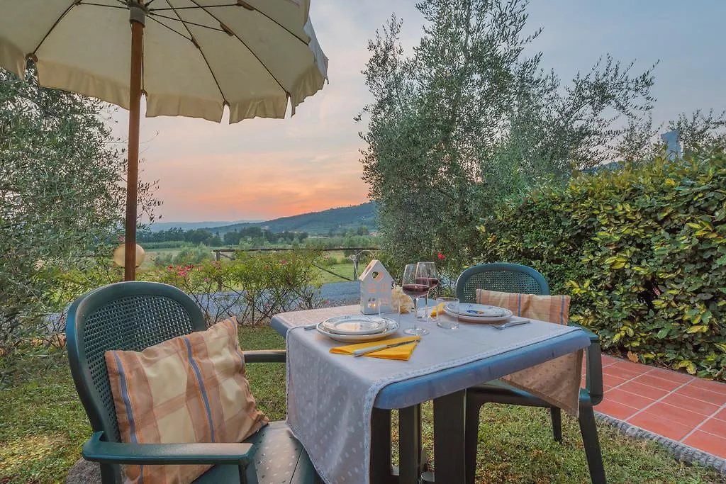 مزرعة للإقامة فيلا Agriturismo La Torricella بستويا